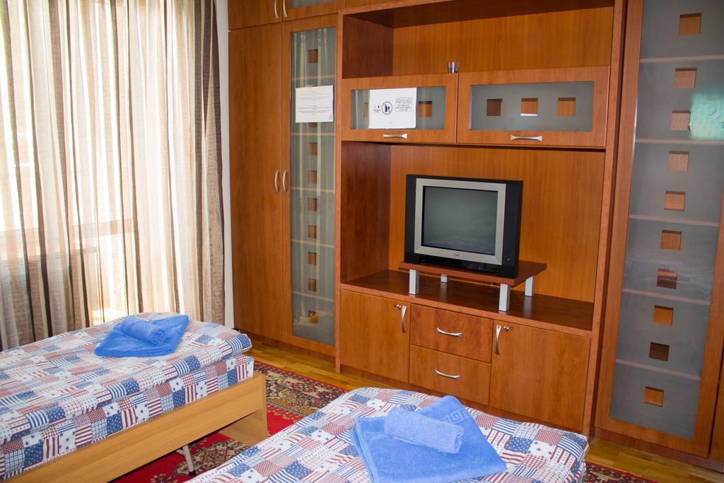 Ala Hostel Almaty Eksteriør bilde